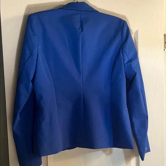 Nicole Miller Blue Blazer with Notched Lapels and Fitted Silhouette - Picture 3 of 3